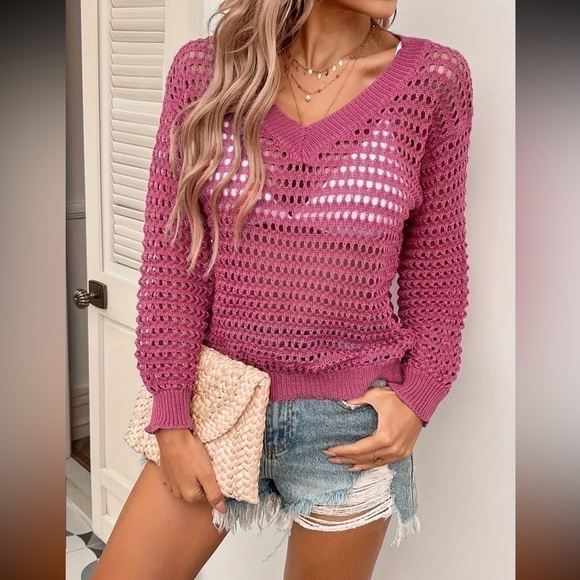 Womens Chic V Neck Knit Sweater - Soft & Cozy Long Sleeve with Trendy Cut Out - Picture 2 of 6